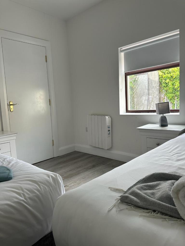 Eyre Square Lane Budget Rooms Galway Exterior foto